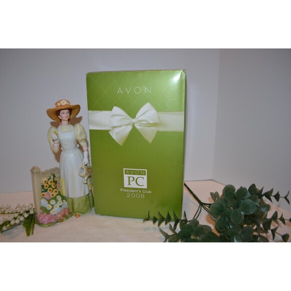 Avon Mrs. Albees Presidents Club Gift Rare and Beautiful 08 - Picture 4 of 7
